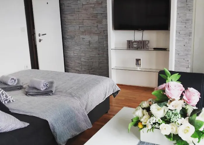 Novakovic Апартаменты